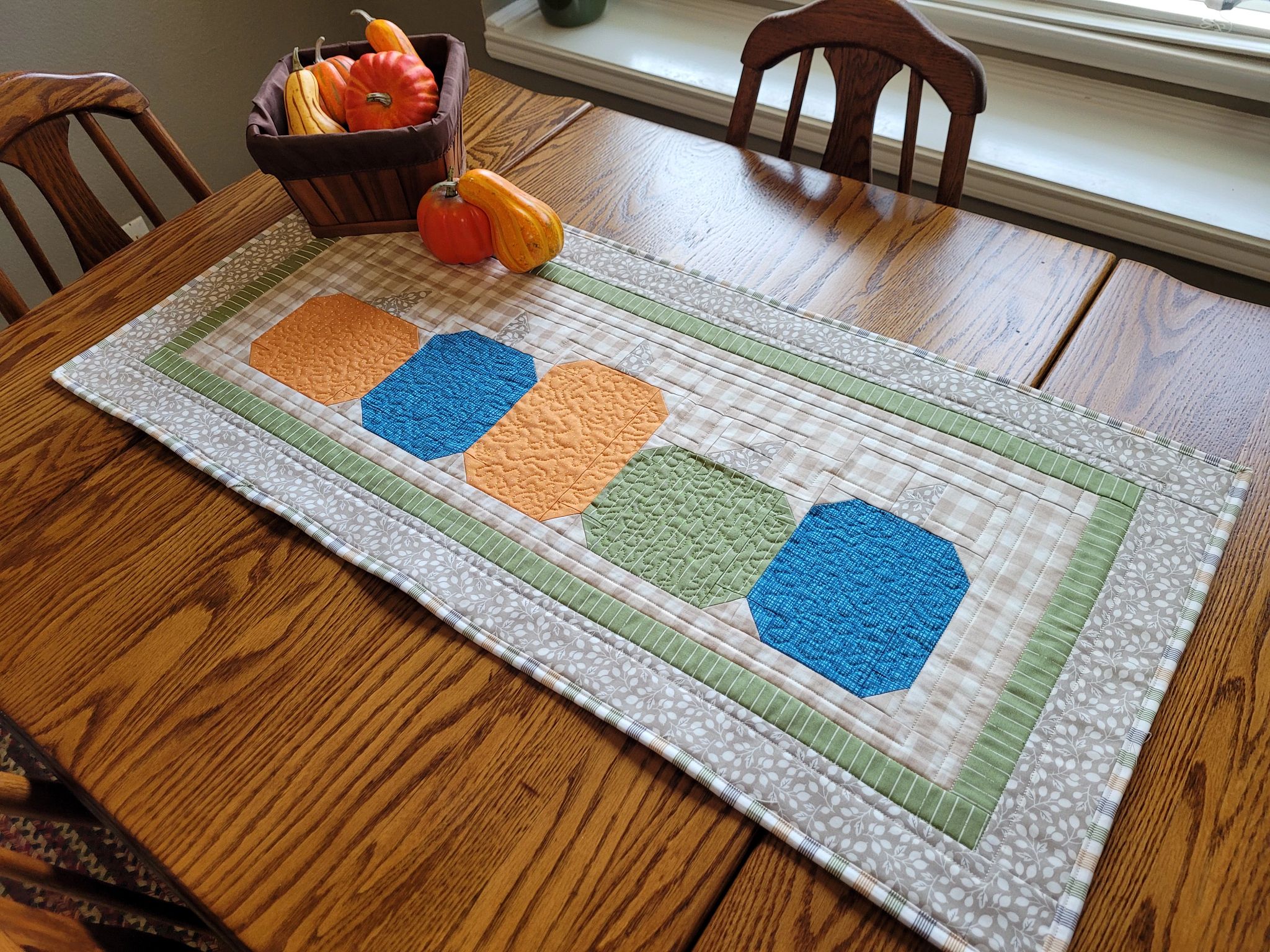 Quilted Pumpkin Table Runner by Meredith McClanahan
