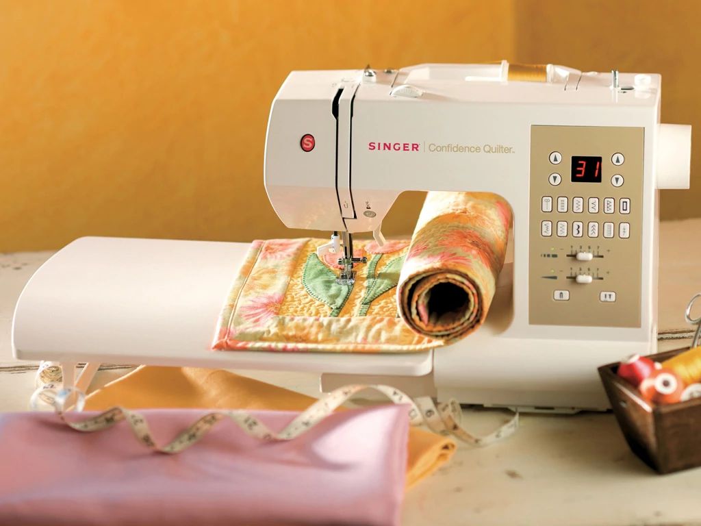 Confidence™ 7469Q Sewing and Quilting Machine