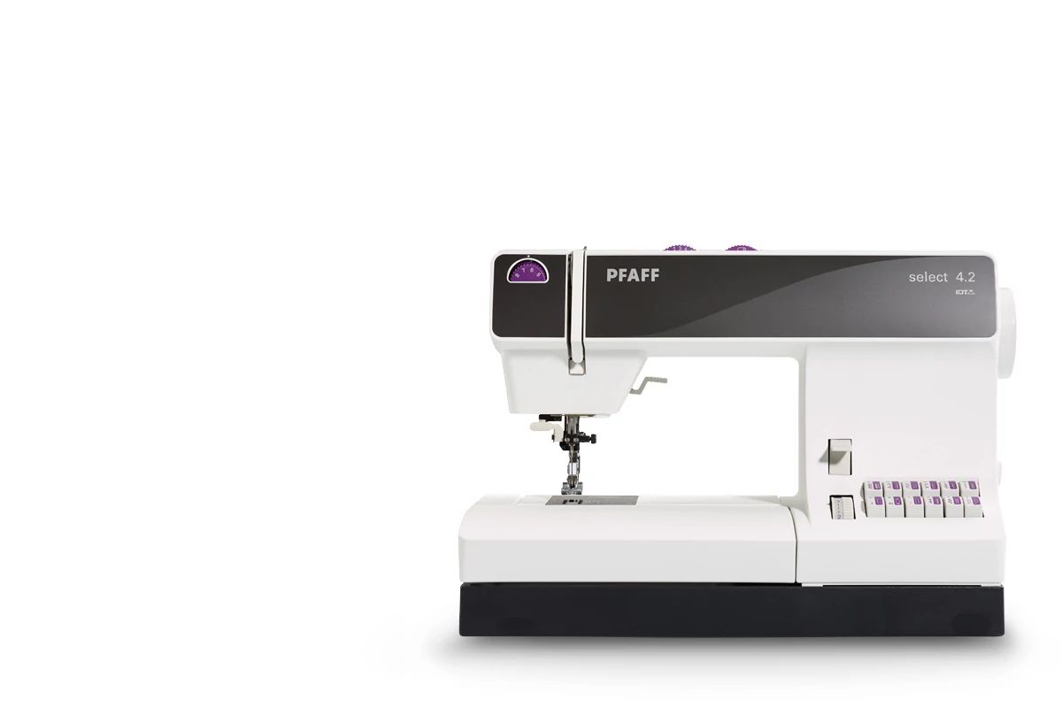Why I LOVE About the Pfaff Expression 4.2 Sewing Machine