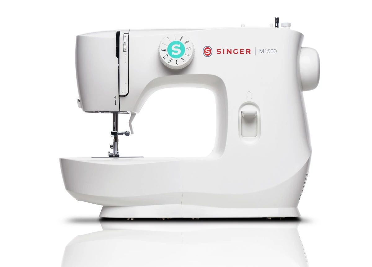 Singer M1500ㅣUnboxing My First Sewing Machine & Trying For The First Time 
