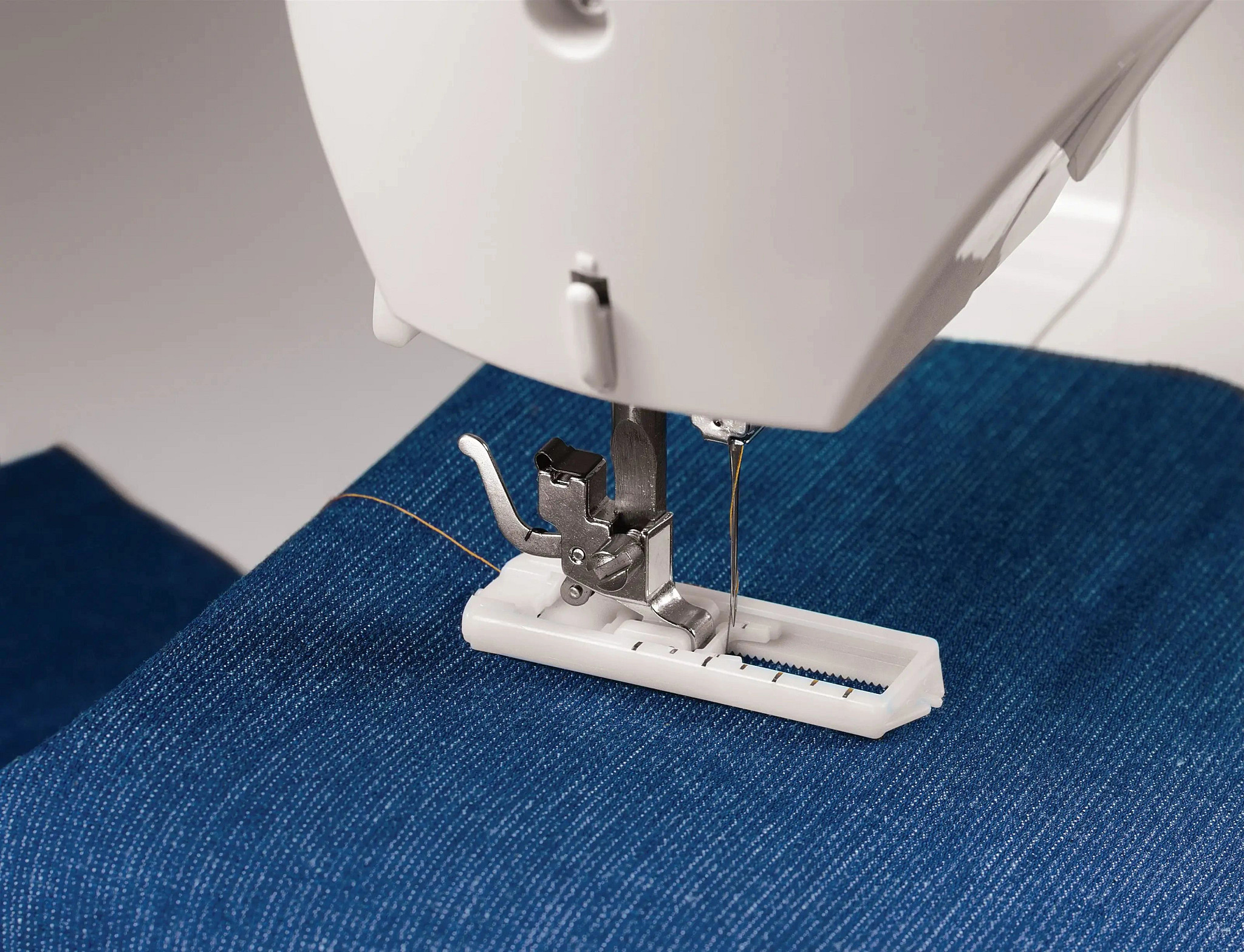 Singer Prelude 8280 Sewing Machine