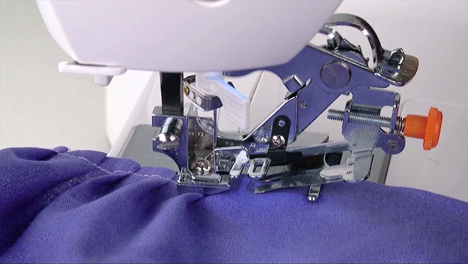 SINGER Ruffler Foot for SE91 Series Sewing and Embroidery Machines