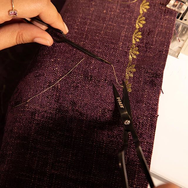 How to Use Tweezers to Sew Curves 