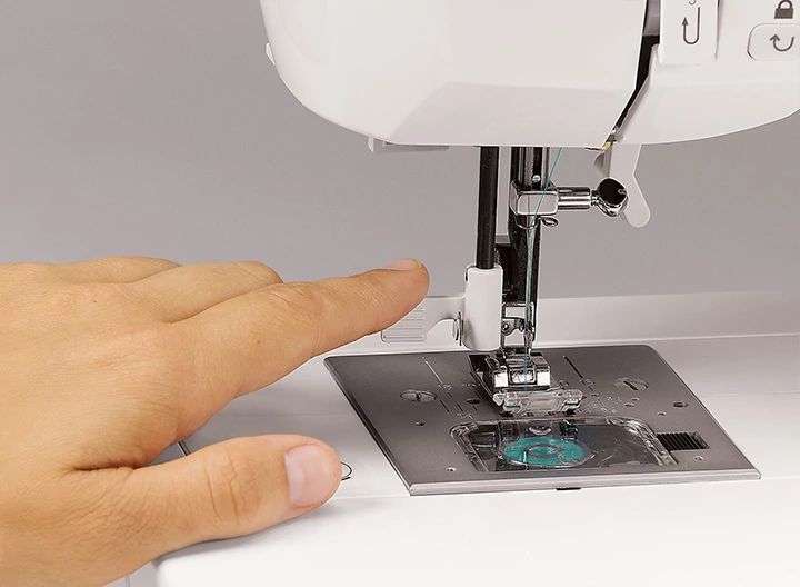 Stylist™ 7258 Sewing Machine